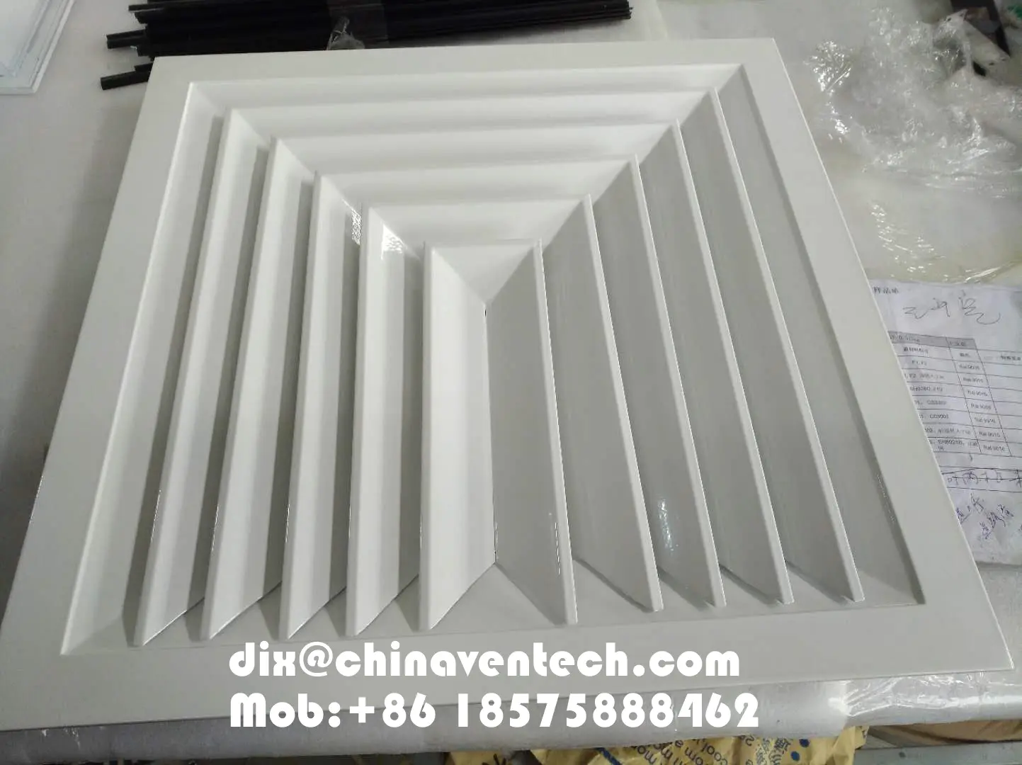 HVAC ventilation duct working ceiling 4 way square air diffuser