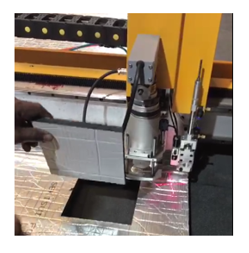 Automated aluminum foil foam rubber insulation panel cutter cutting machine